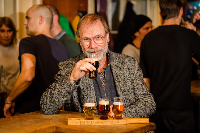 Comentarii opinii despre BIERHALLE Bar/Pub/Restaurant