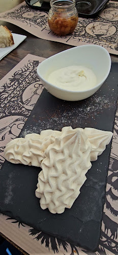 Comentarii opinii despre Trois Sifflets