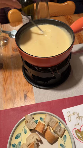 Opinii despre Restaurant Buurestube în Wald - Gastronomie und Hotellerie