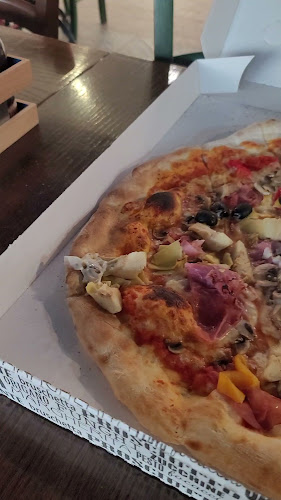 Opinii despre Piazza în Neuchâtel - Gastronomie und Hotellerie