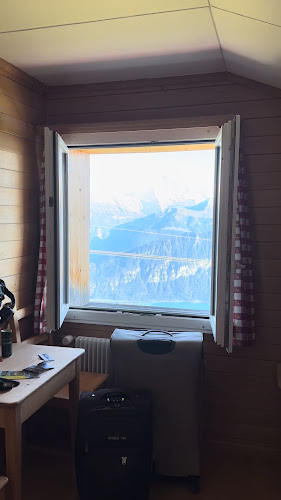 Comentarii opinii despre Berghaus Niederhorn