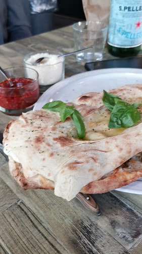 Comentarii opinii despre Pizzeria Calabria Dai 3 Fratelli Scalea