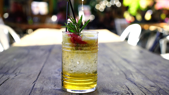 Opinii despre Jägerstübli Santos Bar în Wil - Gastronomie und Hotellerie