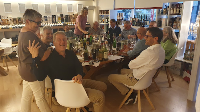 Opinii despre Baselbieter Wein-Galerie GmbH în Aesch - Gastronomie und Hotellerie