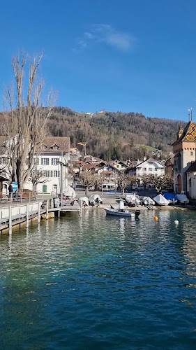 Opinii despre Restaurant Schloss Oberhofen în Oberhofen am Thunersee - Gastronomie und Hotellerie
