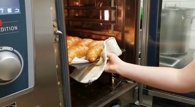 Opinii despre Bäckerei Hotz Rust AG în Zug - Gastronomie und Hotellerie