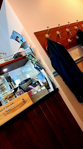 Opinii despre Restaurant Beau Rivage în Thun - Gastronomie und Hotellerie