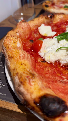 Opinii despre Pizzeria Margherì în Zürich - Gastronomie und Hotellerie