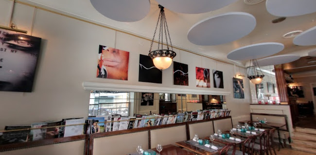 L'Esquisse: Grill & Bar