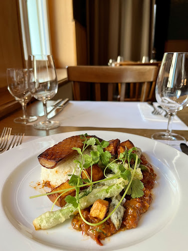 Opinii despre Zum goldenen Fass în Basel - Gastronomie und Hotellerie