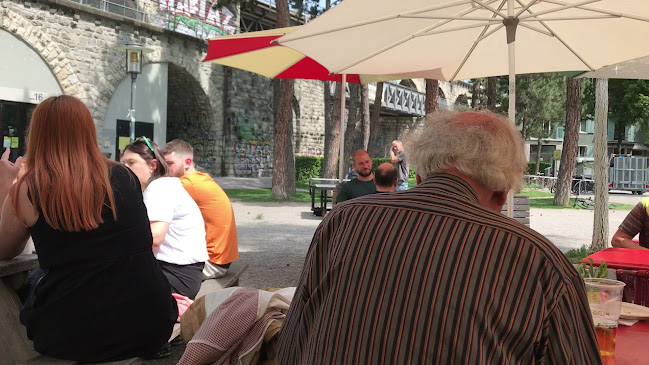 Opinii despre Kiosk Josefswiese în Zürich - Gastronomie und Hotellerie