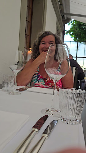 Opinii despre Bären Utzenstorf în Utzenstorf - Gastronomie und Hotellerie