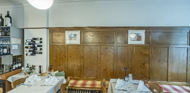 Opinii despre Restaurant Bahnhöfli în Chur - Gastronomie und Hotellerie