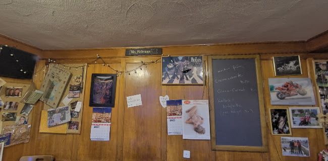 Opinii despre Restaurant Kreuzstrasse în Dürnten - Gastronomie und Hotellerie