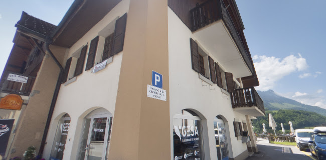 Opinii despre Bakery - Tea-Room Les Arcades Sàrl în Charmey - Gastronomie und Hotellerie