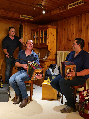 Opinii despre Sihlegg-Wollerau în Wollerau - Gastronomie und Hotellerie