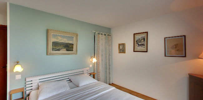 Auberge de Dully - Gastronomie und Hotellerie