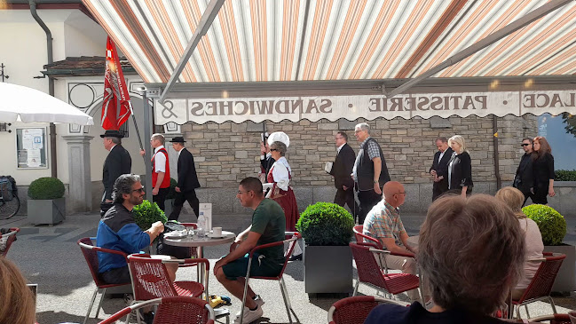 Opinii despre Konditorei Confiserie Schwarzenberger în Risch-Rotkreuz - Gastronomie und Hotellerie