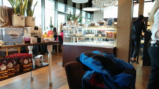 Opinii despre Gottlieber Sweets & Coffee Winterthur în Winterthur - Gastronomie und Hotellerie