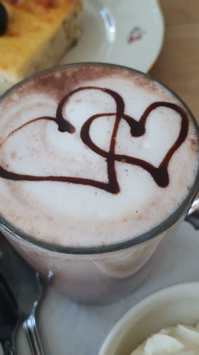 Opinii despre KaffeeKlatsch în Davos - Gastronomie und Hotellerie