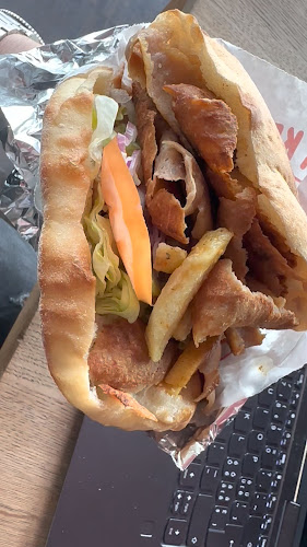 Opinii despre Take-Away Pizzeria Döner Mehdi în Baden - Gastronomie und Hotellerie