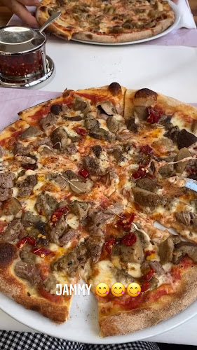 Opinii despre Ristorante Pizzeria Roma în Bubikon - Gastronomie und Hotellerie