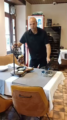 Opinii despre As de Pique în Veyrier - Gastronomie und Hotellerie