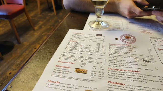 Opinii despre Bruxelles Café în Lausanne - Gastronomie und Hotellerie