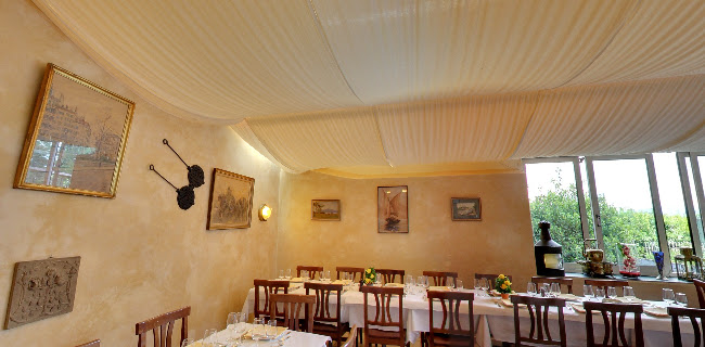 Pl. du Village 9, 1195 Dully