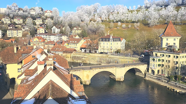 Opinii despre Rooftop - Brasserie & Bar (im Globus) în Bern - Gastronomie und Hotellerie