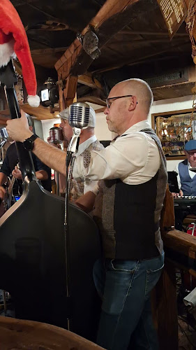 Opinii despre Restaurant Pöstli în Huttwil - Gastronomie und Hotellerie