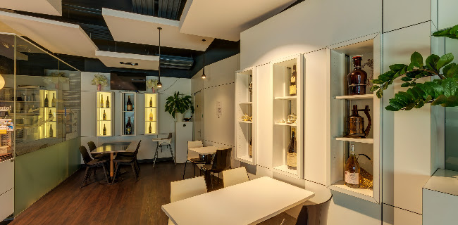 Opinii despre Restaurant La Gondola în Basel - Gastronomie und Hotellerie