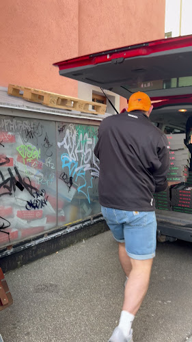 Opinii despre Pizzeria la Piccola în St. Gallen - Gastronomie und Hotellerie