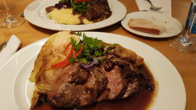 Opinii despre Don Camillo în Basel - Gastronomie und Hotellerie