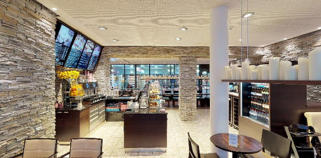 Opinii despre Confiserie Bachmann - Schwanenplatz în Luzern - Gastronomie und Hotellerie