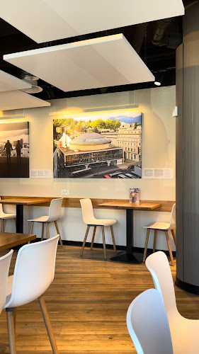 Opinii despre Coop Restaurant Löwencenter LU în Luzern - Gastronomie und Hotellerie