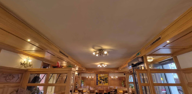 Opinii despre Walliserstuba în Brig-Glis - Gastronomie und Hotellerie