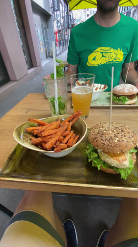 Opinii despre HANS IM GLÜCK - BASEL Steinenvorstadt în Basel - Gastronomie und Hotellerie