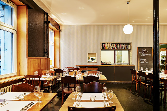 Opinii despre Zum goldenen Fass în Basel - Gastronomie und Hotellerie