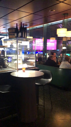 Opinii despre TIME Lounge în Zürich - Gastronomie und Hotellerie