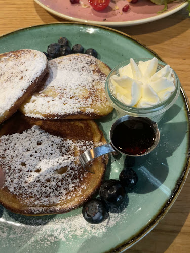 Comentarii opinii despre Two Hands Restaurant