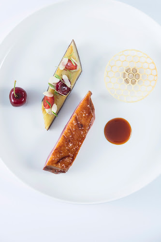 Opinii despre Chat-Botté în Geneva - Gastronomie und Hotellerie