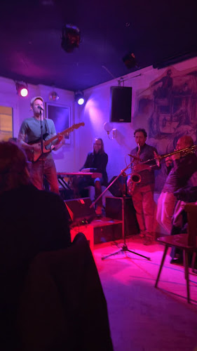 Opinii despre Gotthard Bar în Zürich - Gastronomie und Hotellerie