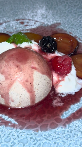 Opinii despre Ristorante Da Valentino în Locarno - Gastronomie und Hotellerie