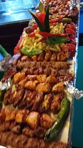 Golden Shisha Lounge & Mix Grill - Gastronomie und Hotellerie