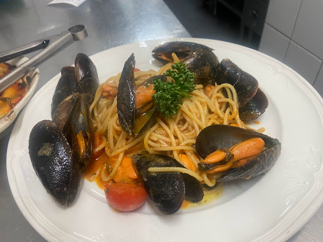 Pizzeria la Perla del Sud - Gastronomie und Hotellerie