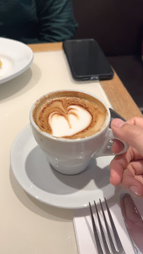 Opinii despre Einstein – café & bel étage în Bern - Gastronomie und Hotellerie