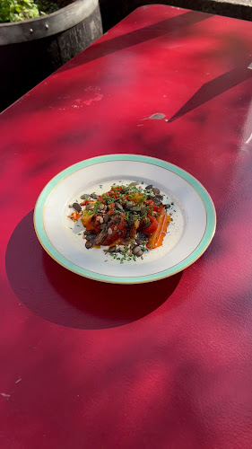 Céleste - Café, Bar, Cave