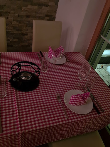 Opinii despre Restaurant Sternensee în Samstagern - Gastronomie und Hotellerie