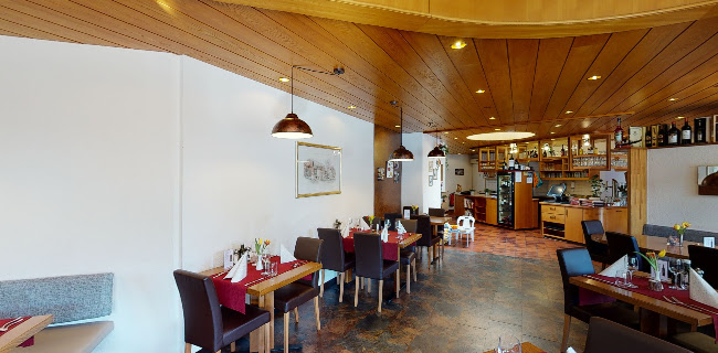 Comentarii opinii despre Dorfplatz (La Casa del Gusto)